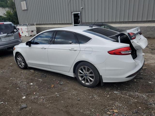 Photo 1 VIN: 3FA6P0H73HR404032 - FORD FUSION SE 