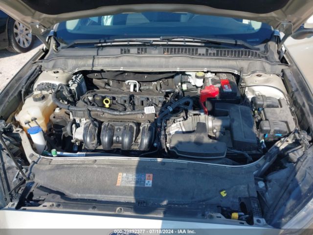 Photo 9 VIN: 3FA6P0H73JR107798 - FORD FUSION 