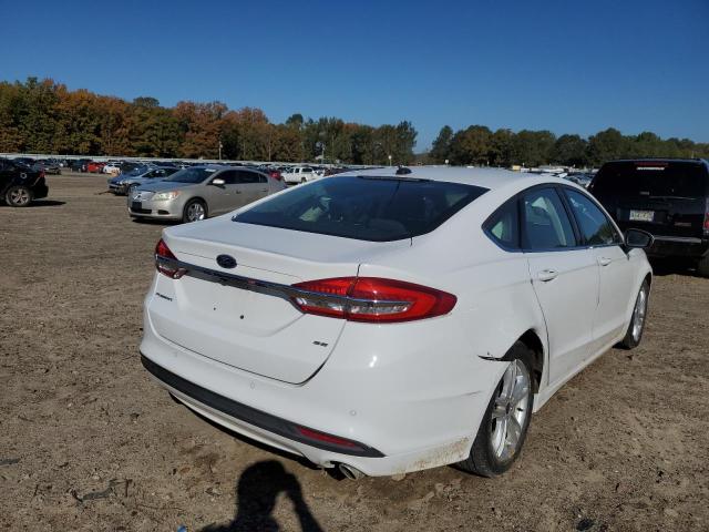 Photo 3 VIN: 3FA6P0H73JR123760 - FORD FUSION SE 