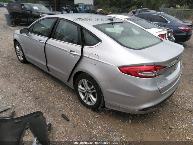 Photo 2 VIN: 3FA6P0H73JR152031 - FORD FUSION 