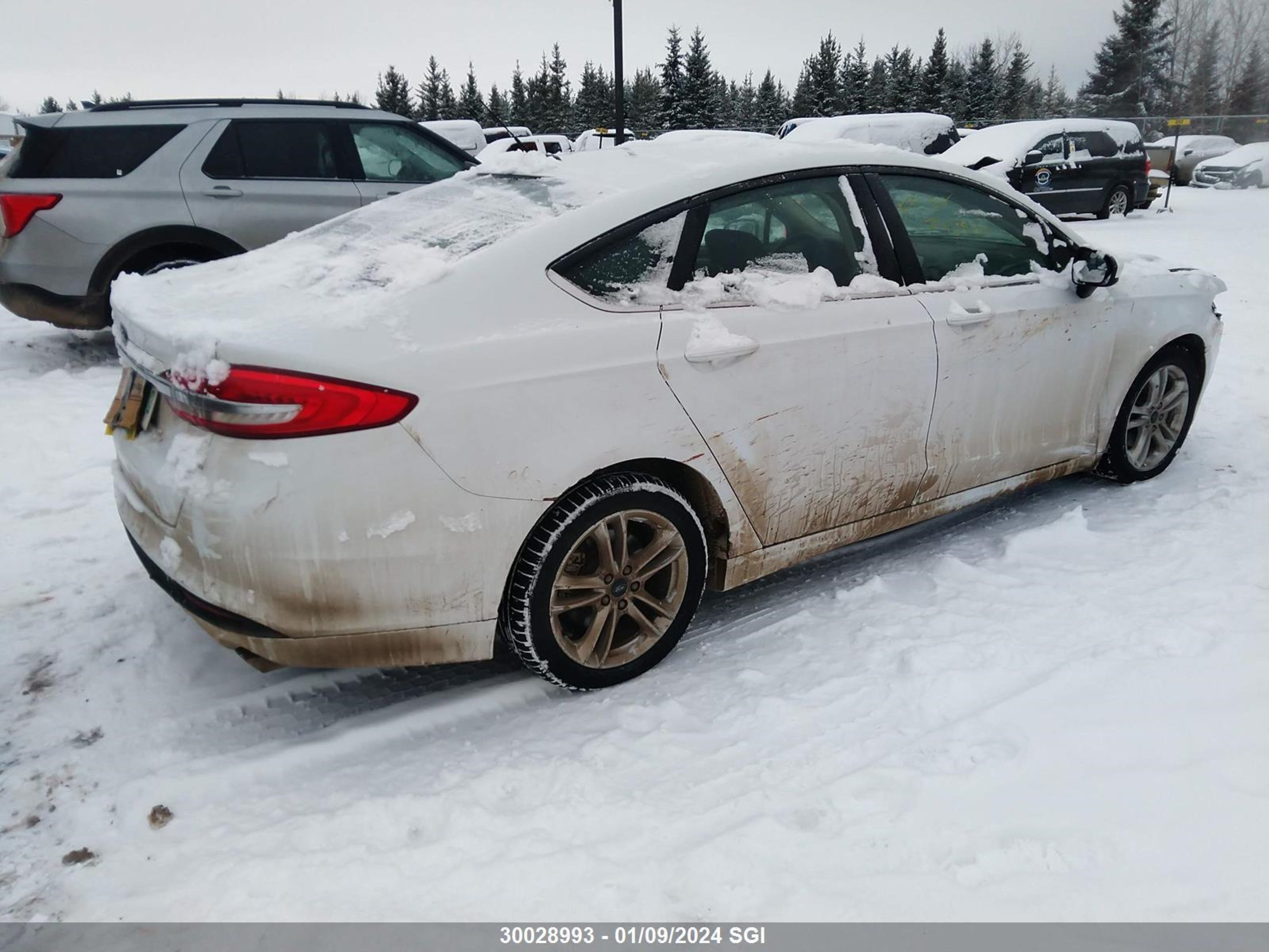 Photo 3 VIN: 3FA6P0H73JR254865 - FORD FUSION 