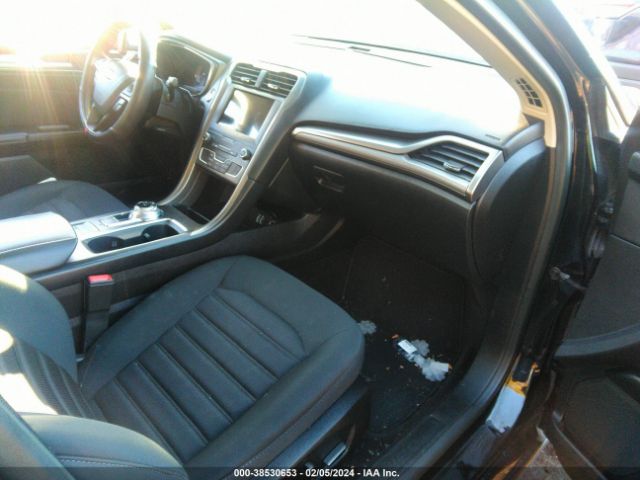 Photo 4 VIN: 3FA6P0H73KR209832 - FORD FUSION 