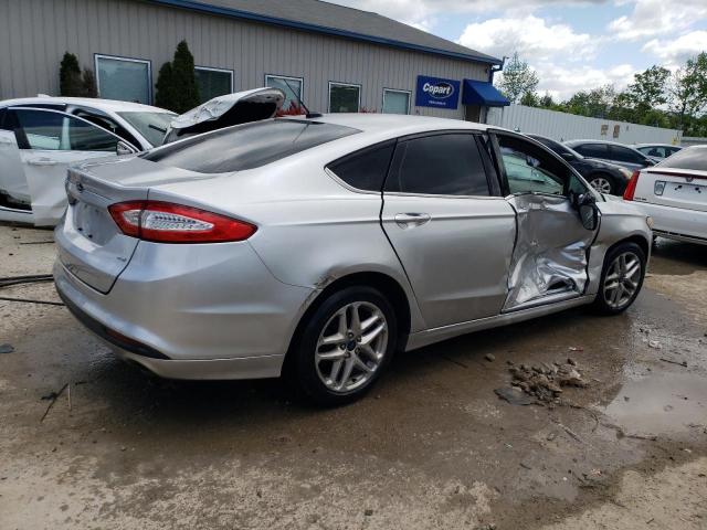 Photo 2 VIN: 3FA6P0H74DR310283 - FORD FUSION 