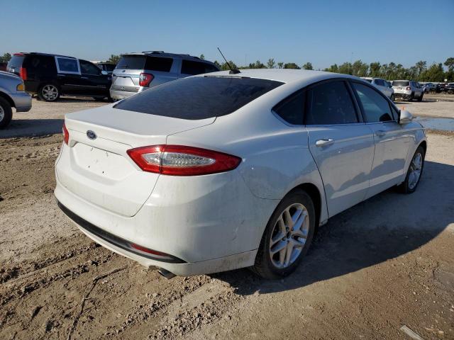 Photo 2 VIN: 3FA6P0H74ER305716 - FORD FUSION SE 