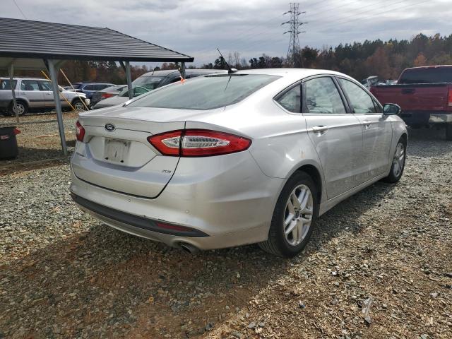 Photo 3 VIN: 3FA6P0H74ER322922 - FORD FUSION SE 