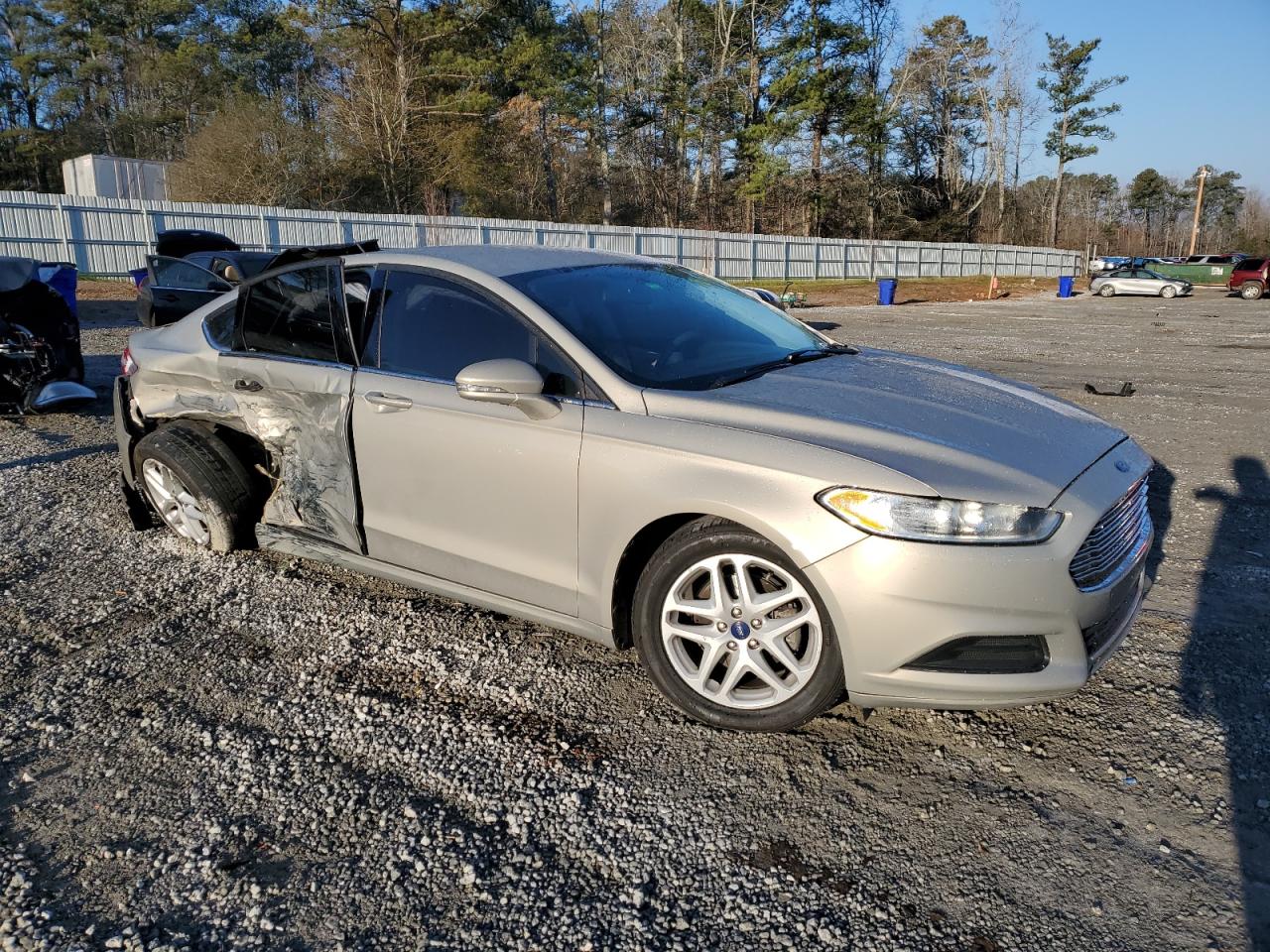 Photo 3 VIN: 3FA6P0H74FR157682 - FORD FUSION 