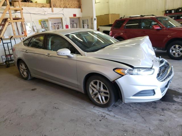 Photo 3 VIN: 3FA6P0H74FR160744 - FORD FUSION SE 