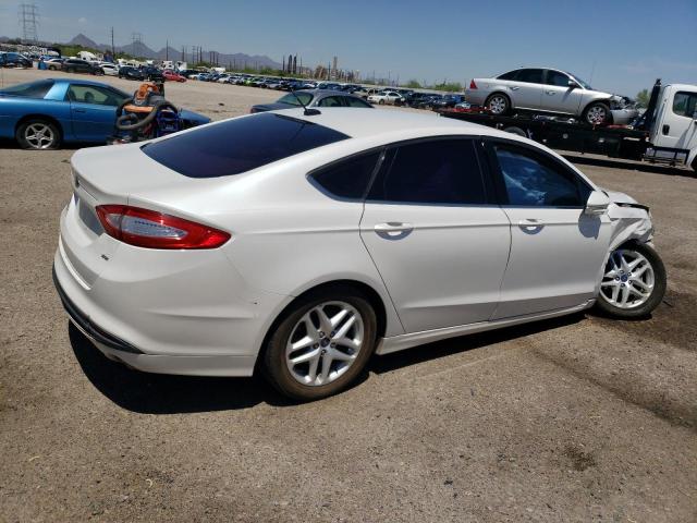 Photo 2 VIN: 3FA6P0H74GR124439 - FORD FUSION SE 