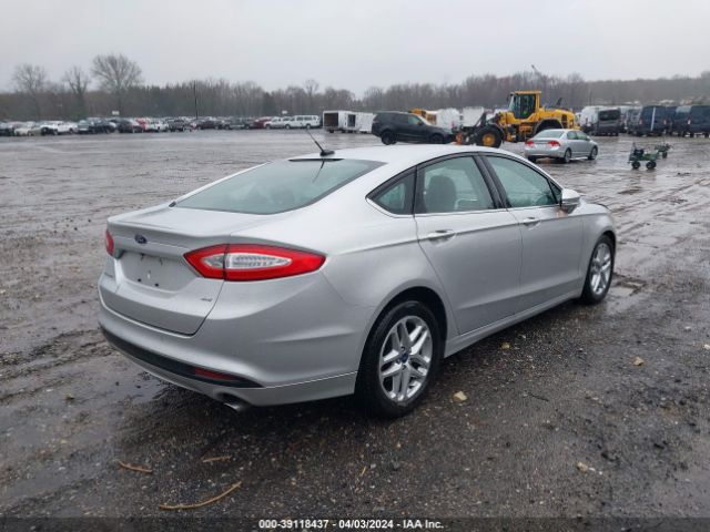 Photo 3 VIN: 3FA6P0H74GR182647 - FORD FUSION 