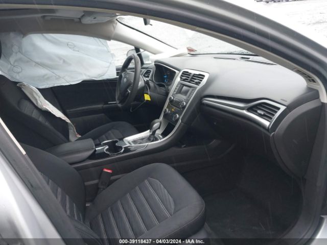 Photo 4 VIN: 3FA6P0H74GR182647 - FORD FUSION 