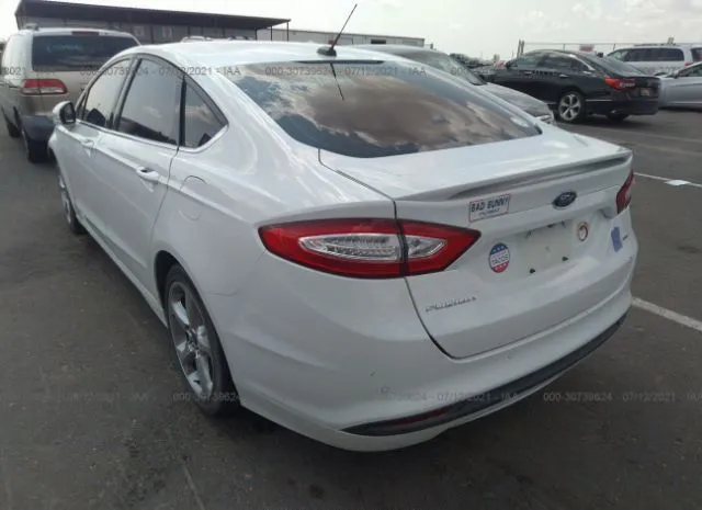 Photo 2 VIN: 3FA6P0H74GR232432 - FORD FUSION 