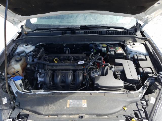 Photo 6 VIN: 3FA6P0H74GR251076 - FORD FUSION SE 