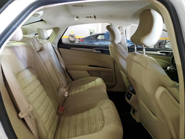 Photo 9 VIN: 3FA6P0H74GR379303 - FORD FUSION SE 