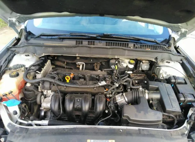 Photo 9 VIN: 3FA6P0H74GR392486 - FORD FUSION 