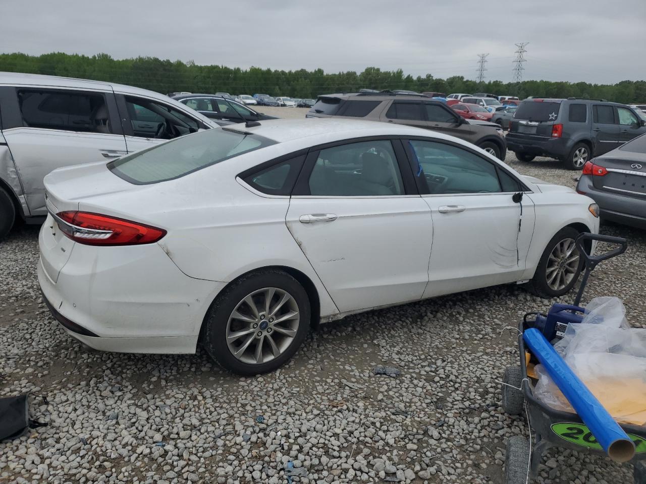 Photo 2 VIN: 3FA6P0H74HR175201 - FORD FUSION 