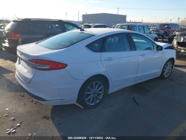 Photo 3 VIN: 3FA6P0H74HR370487 - FORD FUSION 