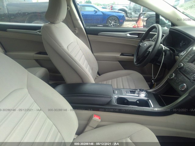 Photo 4 VIN: 3FA6P0H74JR277930 - FORD FUSION 