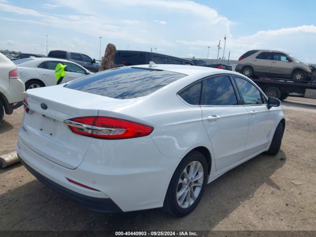 Photo 3 VIN: 3FA6P0H74LR129098 - FORD FUSION 