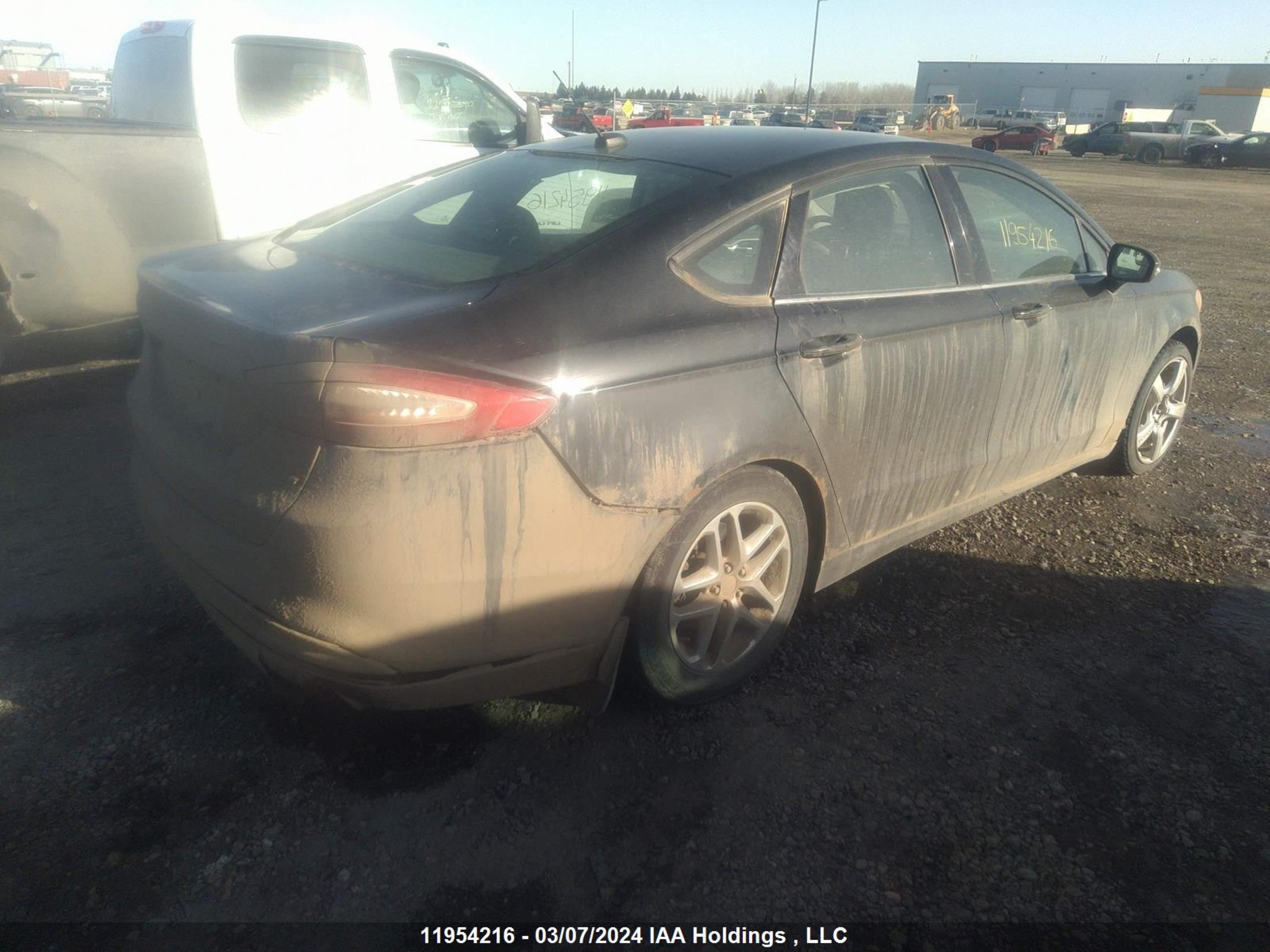 Photo 3 VIN: 3FA6P0H75DR121318 - FORD FUSION 