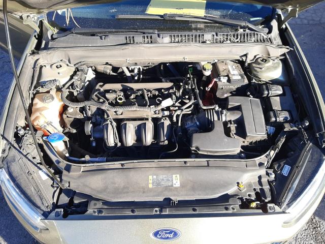 Photo 6 VIN: 3FA6P0H75DR153153 - FORD FUSION SE 