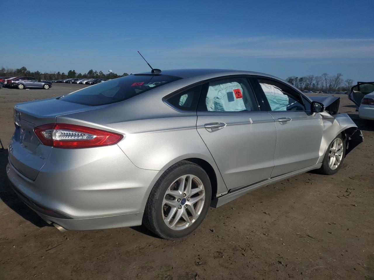 Photo 2 VIN: 3FA6P0H75DR229048 - FORD FUSION 