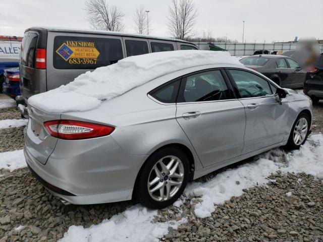 Photo 2 VIN: 3FA6P0H75DR256878 - FORD FUSION SE 