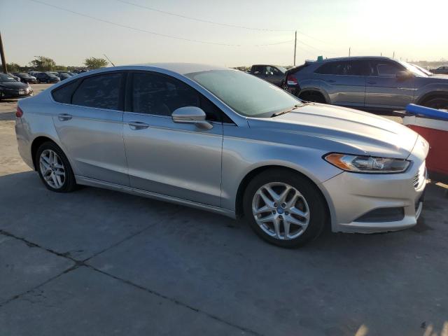 Photo 3 VIN: 3FA6P0H75DR303195 - FORD FUSION SE 