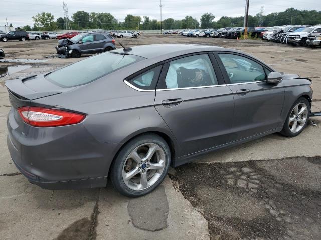 Photo 2 VIN: 3FA6P0H75DR384117 - FORD FUSION SE 