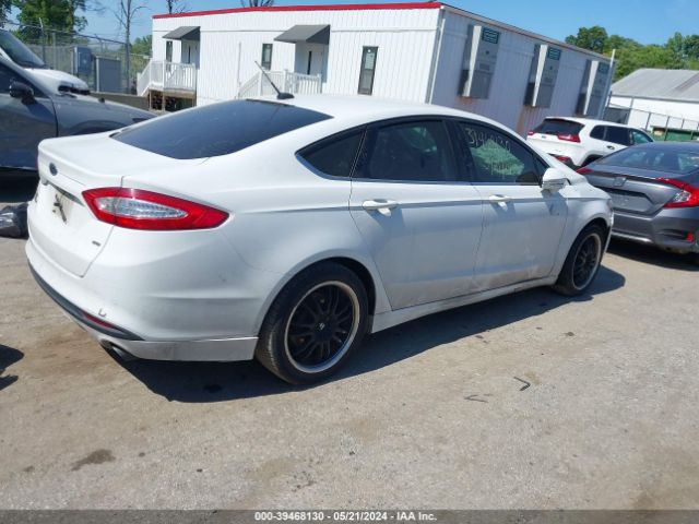 Photo 3 VIN: 3FA6P0H75ER351135 - FORD FUSION 