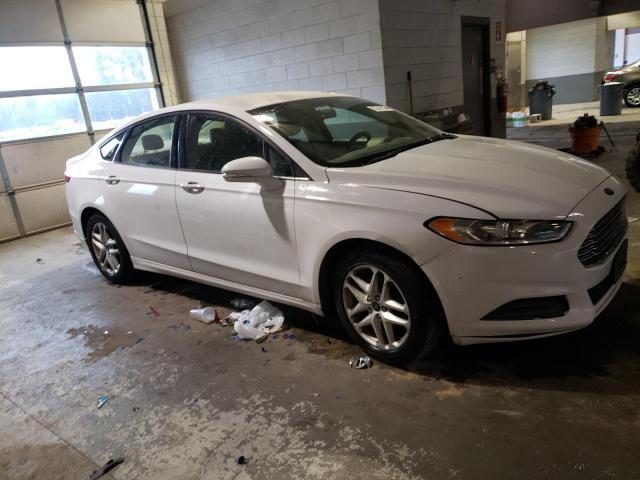 Photo 3 VIN: 3FA6P0H75ER373877 - FORD FUSION SE 