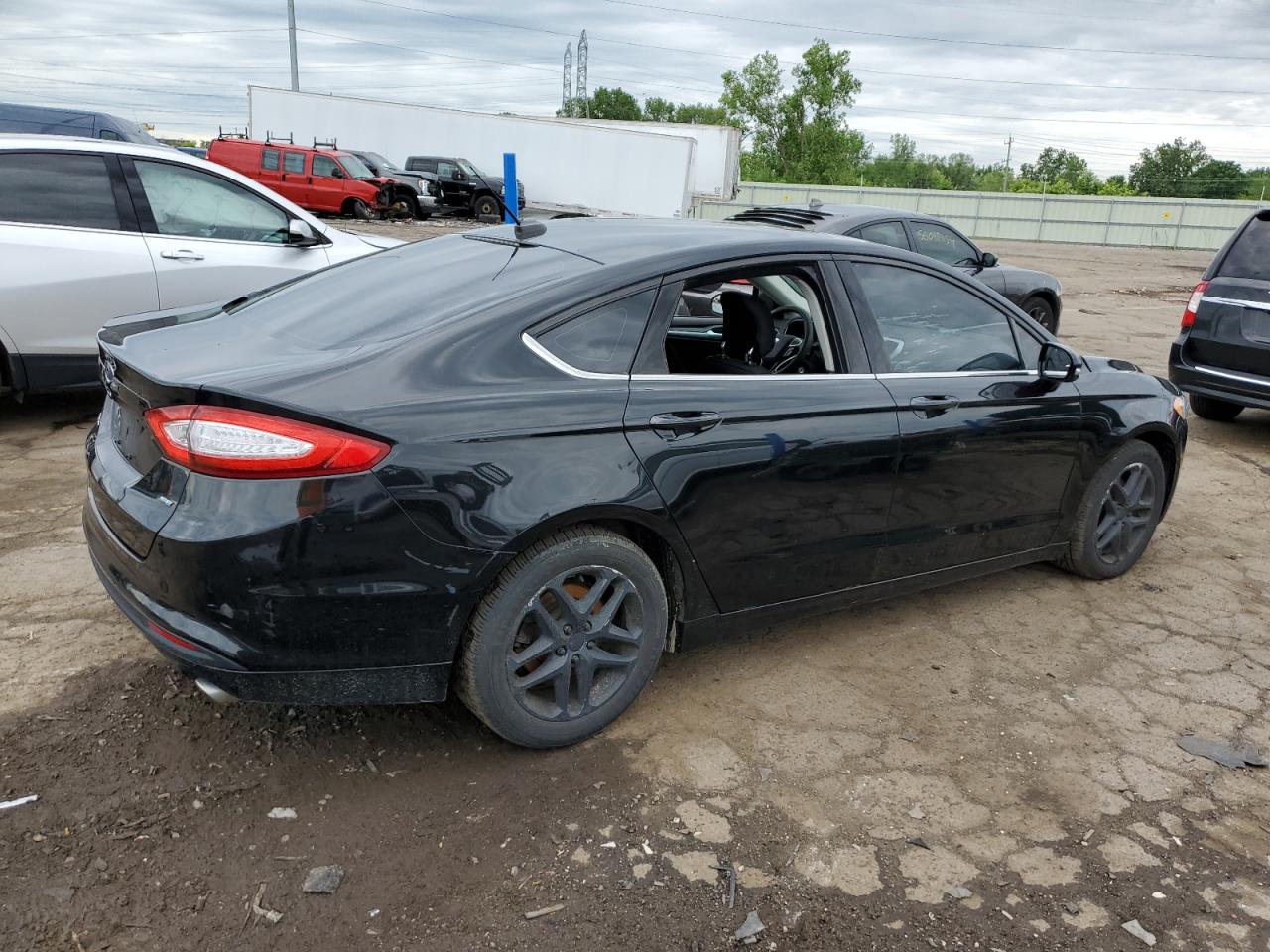 Photo 2 VIN: 3FA6P0H75ER389996 - FORD FUSION 