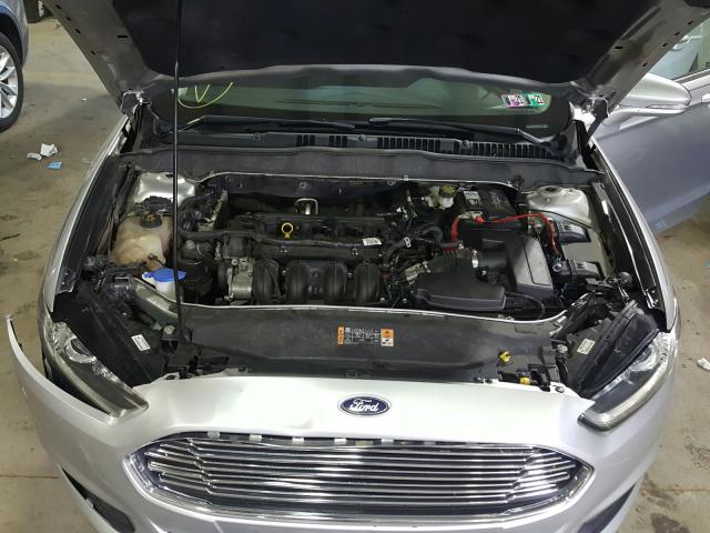 Photo 6 VIN: 3FA6P0H75FR168223 - FORD FUSION SE 