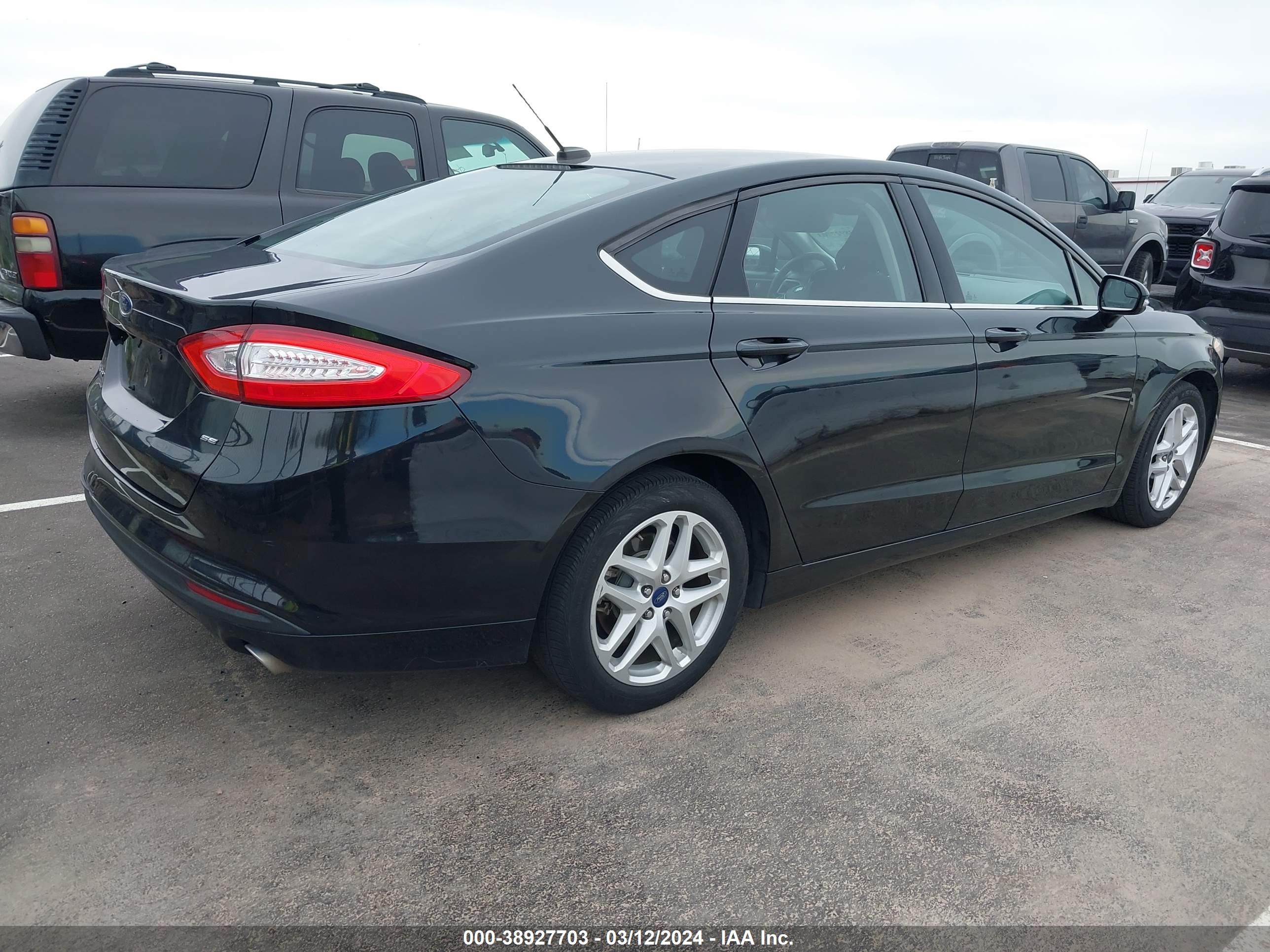 Photo 3 VIN: 3FA6P0H75FR183580 - FORD FUSION 