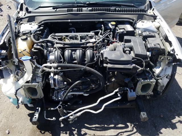 Photo 6 VIN: 3FA6P0H75FR234799 - FORD FUSION SE 