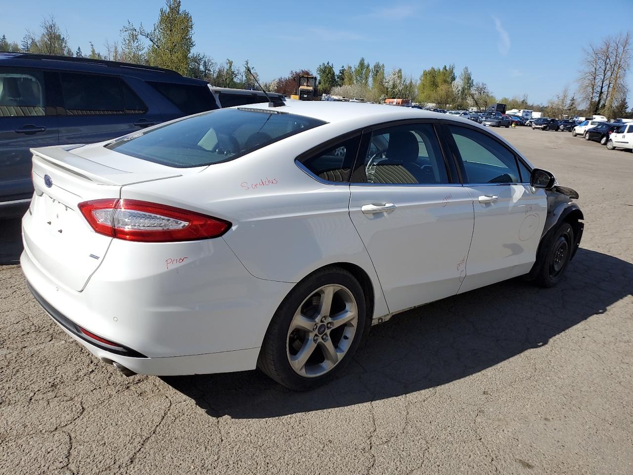 Photo 2 VIN: 3FA6P0H75FR235368 - FORD FUSION 