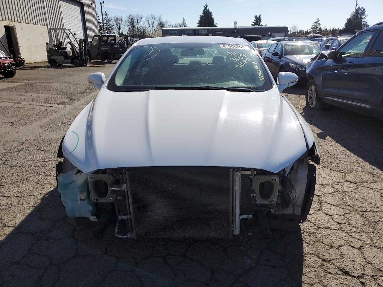 Photo 4 VIN: 3FA6P0H75FR235368 - FORD FUSION 