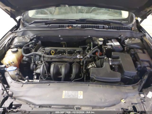 Photo 9 VIN: 3FA6P0H75FR237881 - FORD FUSION 