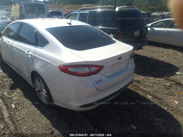 Photo 2 VIN: 3FA6P0H75GR130279 - FORD FUSION 