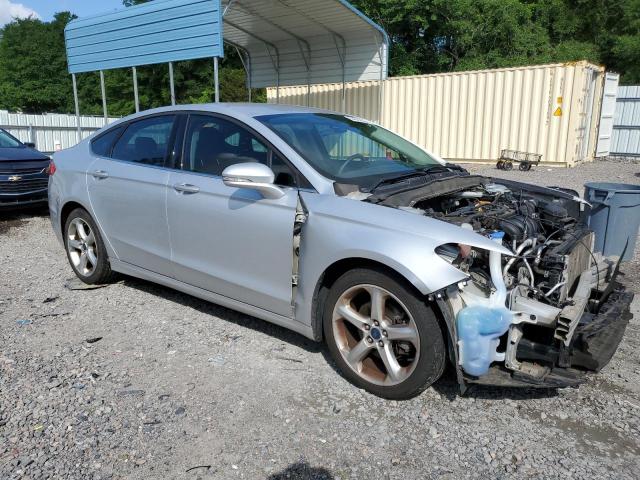 Photo 3 VIN: 3FA6P0H75GR172063 - FORD FUSION 