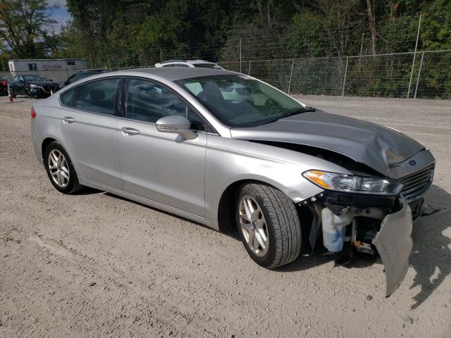 Photo 3 VIN: 3FA6P0H75GR180521 - FORD FUSION SE 