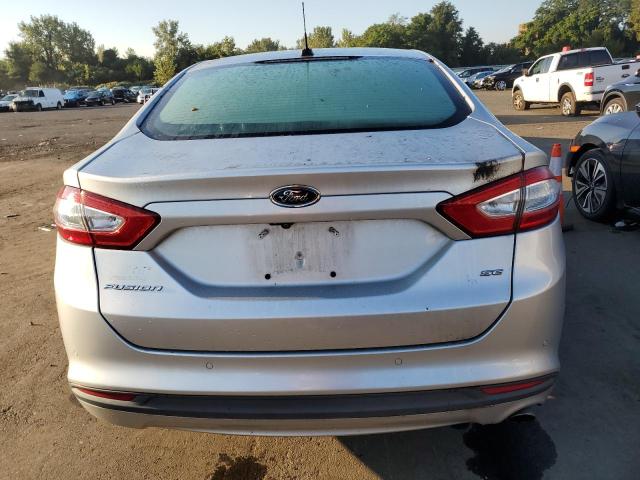 Photo 5 VIN: 3FA6P0H75GR189459 - FORD FUSION SE 