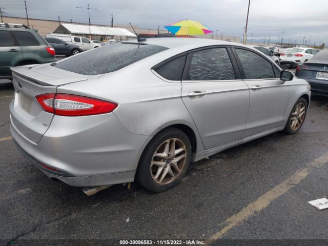 Photo 3 VIN: 3FA6P0H75GR215235 - FORD FUSION 