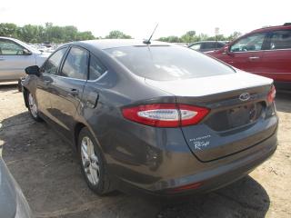 Photo 2 VIN: 3FA6P0H75GR280005 - FORD FUSION SE 