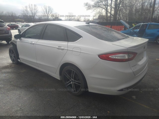 Photo 2 VIN: 3FA6P0H75GR280490 - FORD FUSION 