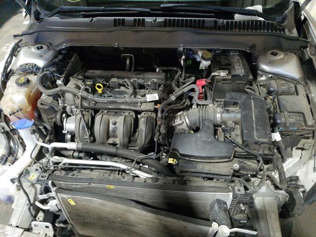 Photo 6 VIN: 3FA6P0H75GR387376 - FORD FUSION SE 