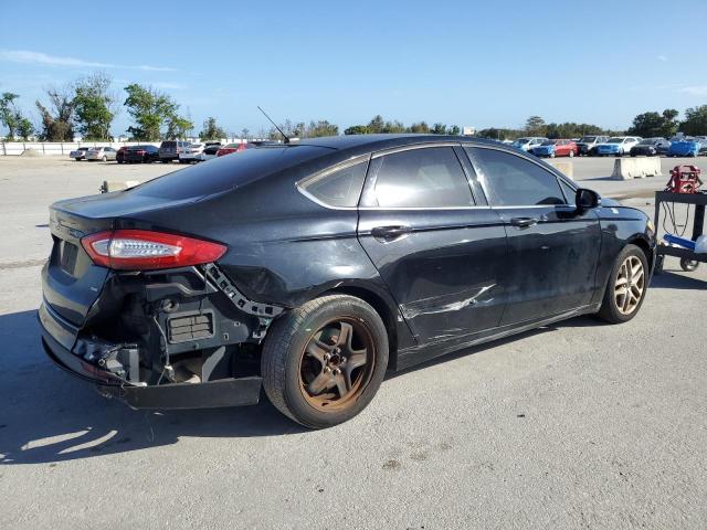 Photo 2 VIN: 3FA6P0H75GR394702 - FORD FUSION SE 