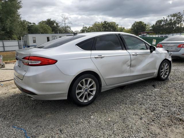 Photo 2 VIN: 3FA6P0H75HR158682 - FORD FUSION SE 