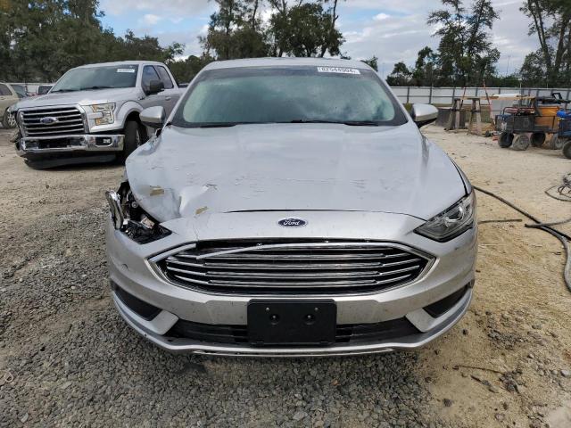 Photo 4 VIN: 3FA6P0H75HR158682 - FORD FUSION SE 