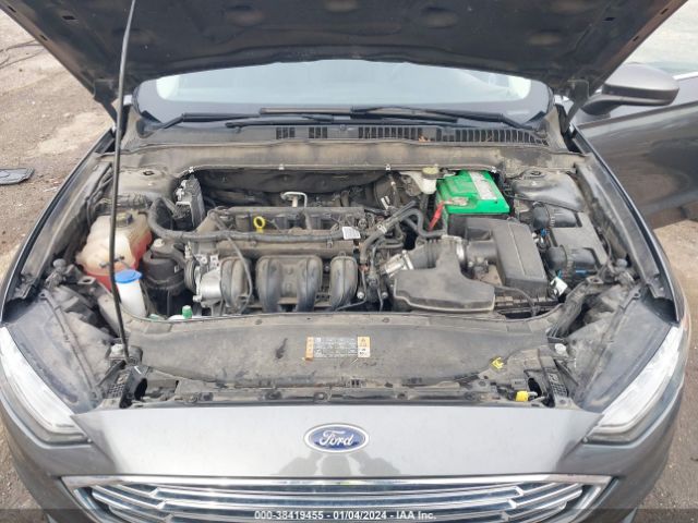 Photo 9 VIN: 3FA6P0H75JR109925 - FORD FUSION 