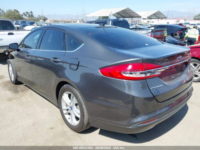 Photo 2 VIN: 3FA6P0H75JR118494 - FORD FUSION 